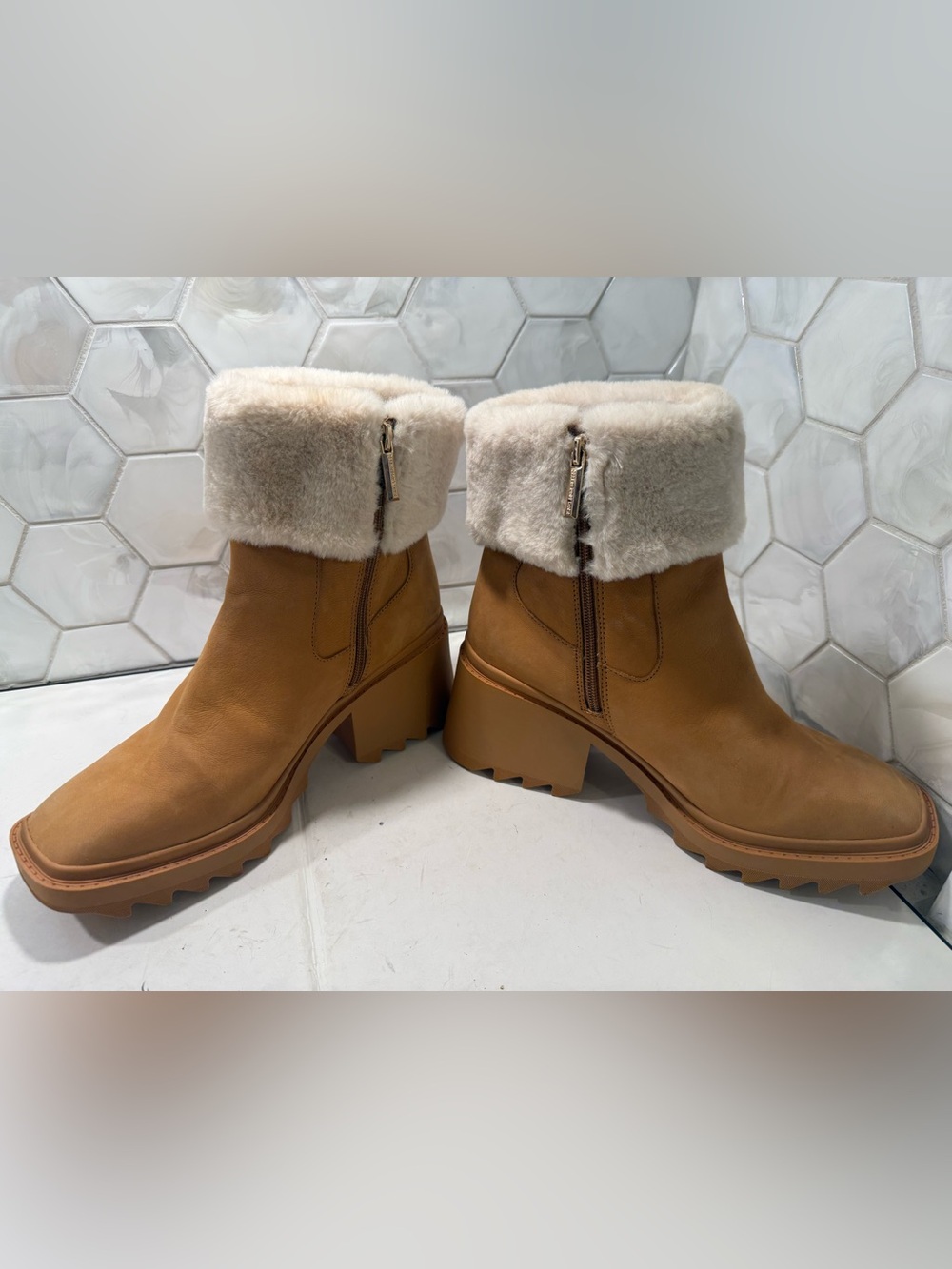 Karl Lagerfeld Paris Carey Fur Cuff Tan Suede Fashion Ankle Boots Sz 9.5 - Picture 6 of 15